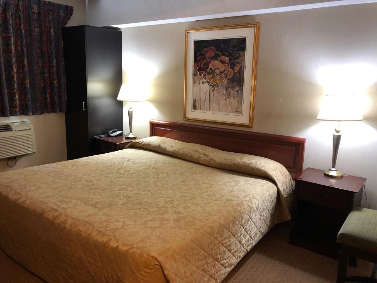 Hotel Des Arts - Montreal, Montreal